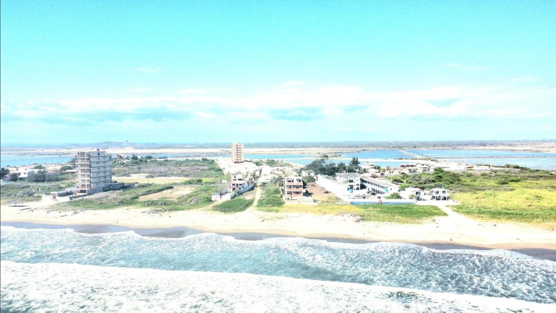 Apartment Con Vista Al Mar, Piscinas, Jacuzzi, Wifi