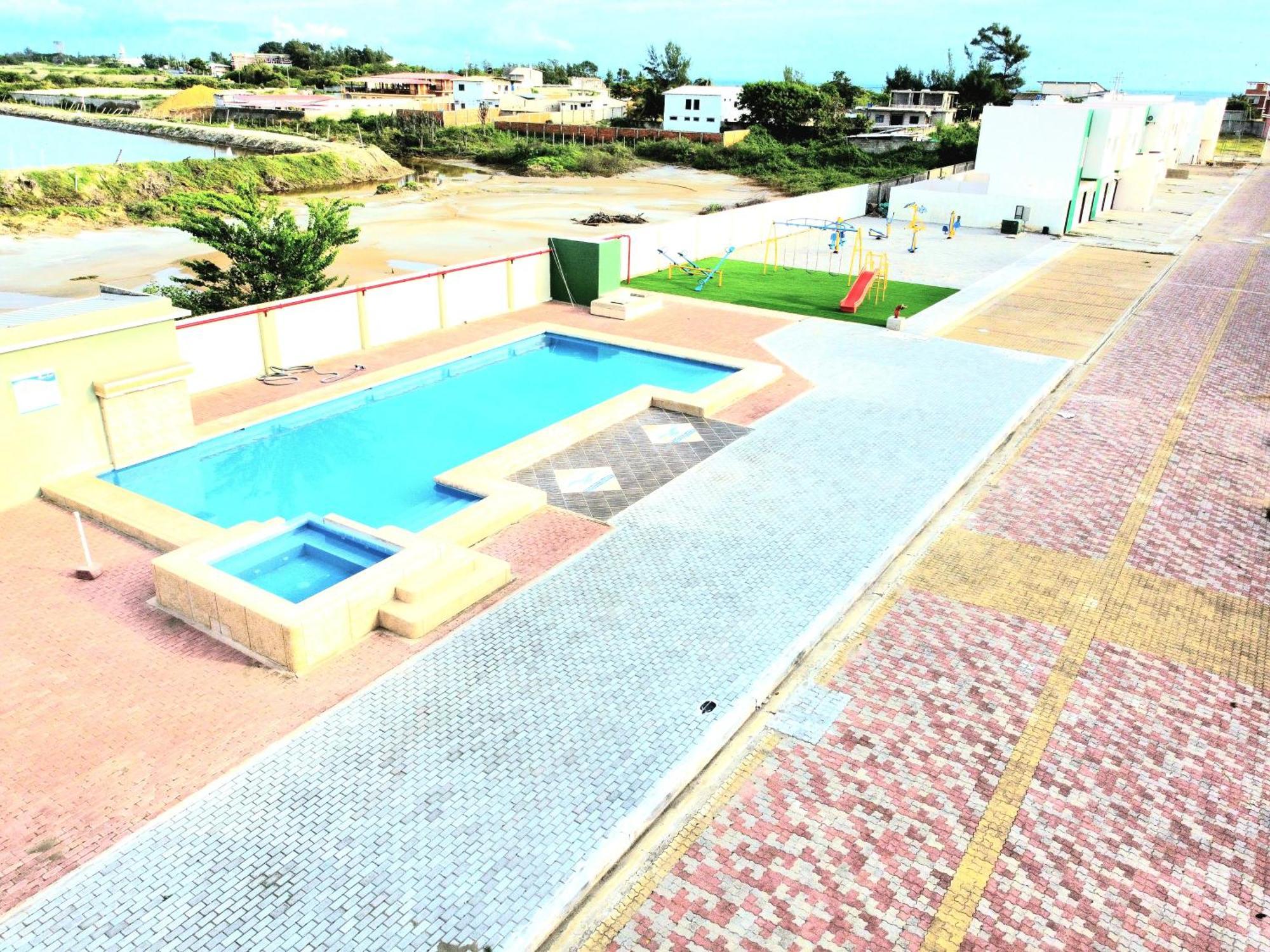 Con Vista Al Mar, Piscinas, Jacuzzi, Wifi Apartment