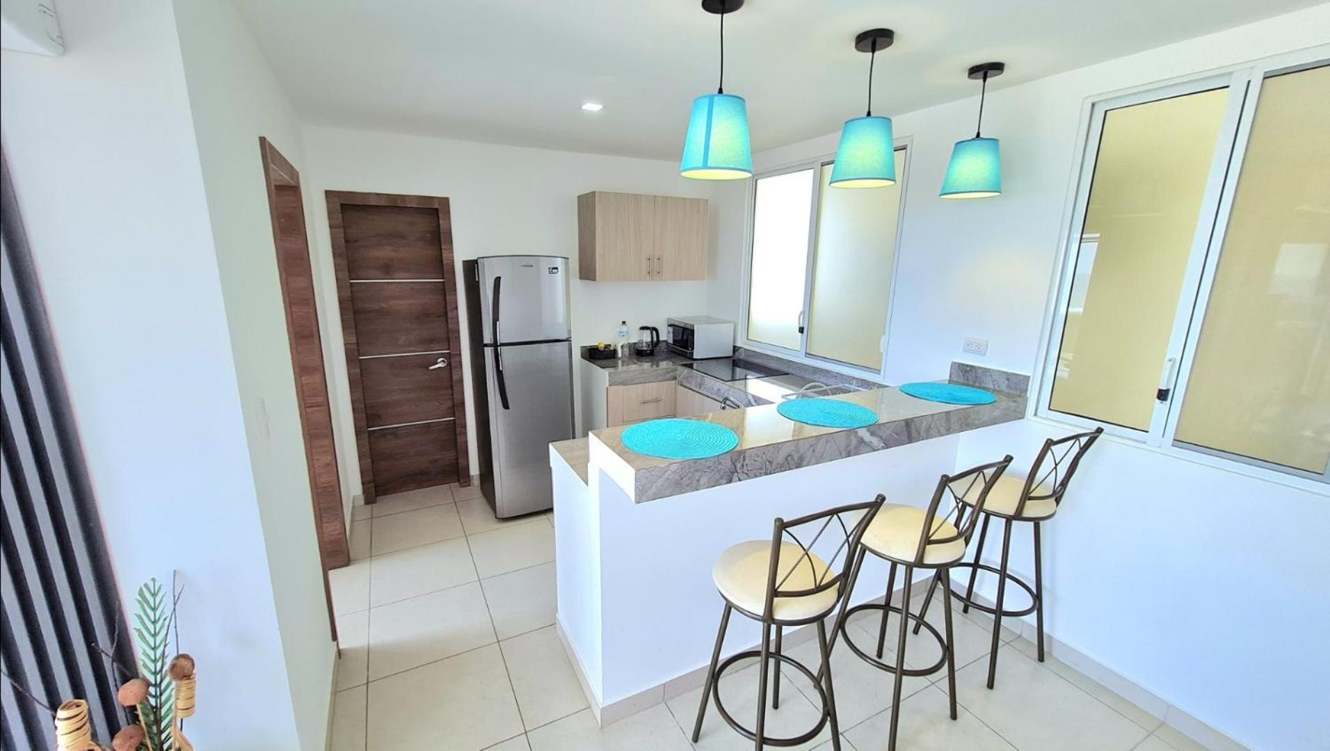 Con Vista Al Mar, Piscinas, Jacuzzi, Wifi Apartment