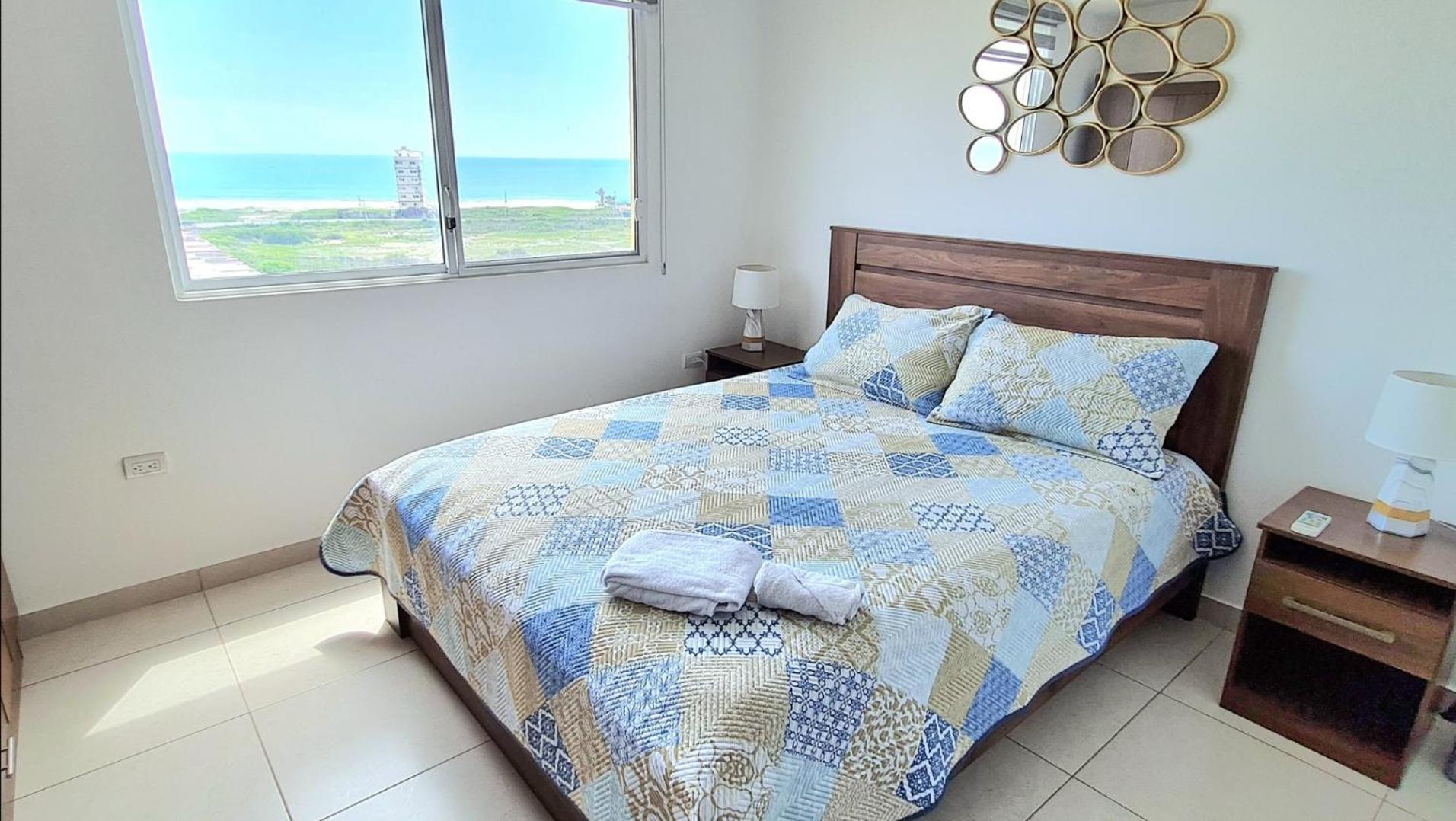 Apartment Con Vista Al Mar, Piscinas, Jacuzzi, Wifi *