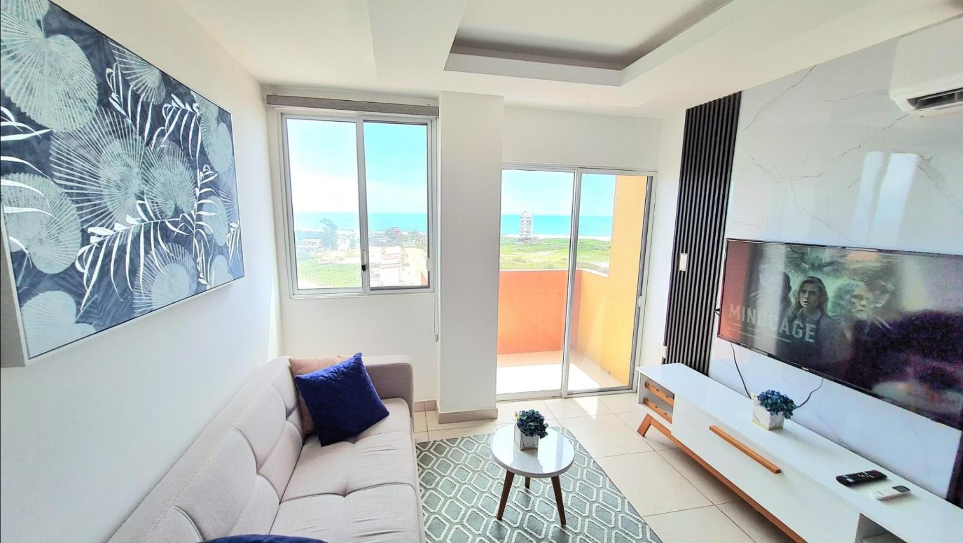 Apartment Con Vista Al Mar, Piscinas, Jacuzzi, Wifi